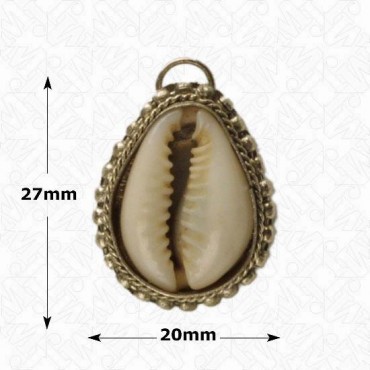 Cowry Shell Pendant 