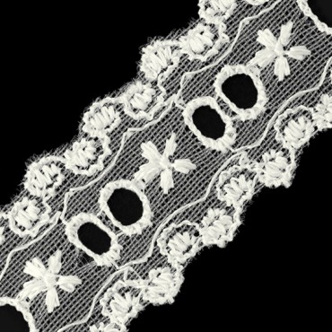 1 1/4" EMBROIDERED EYELET LACE ON NET	