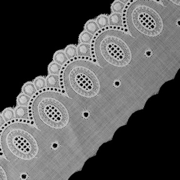 2 1/4” SCALLOPED AND OVAL EYELET PATTERNED LACE